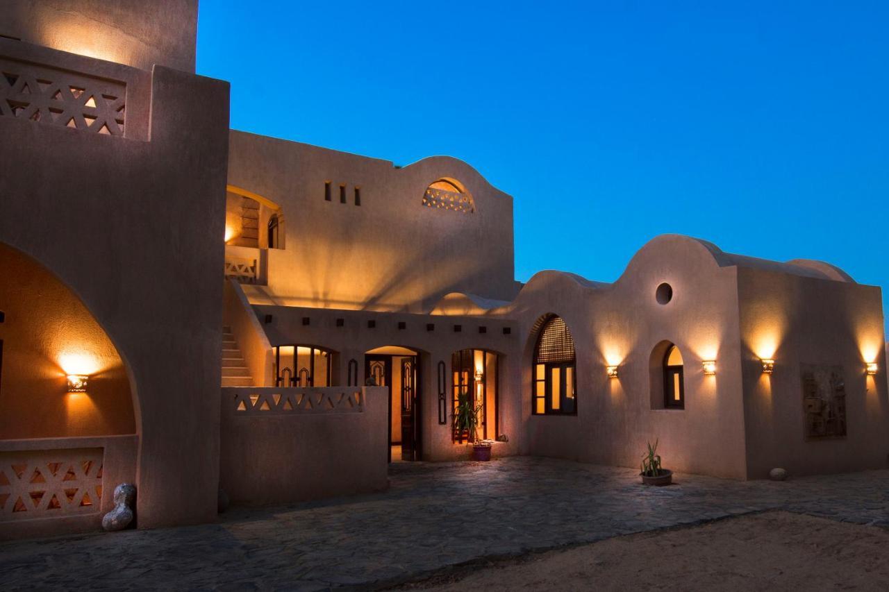 Вілла Tzila Bahariya Bahariya Oasis Екстер'єр фото