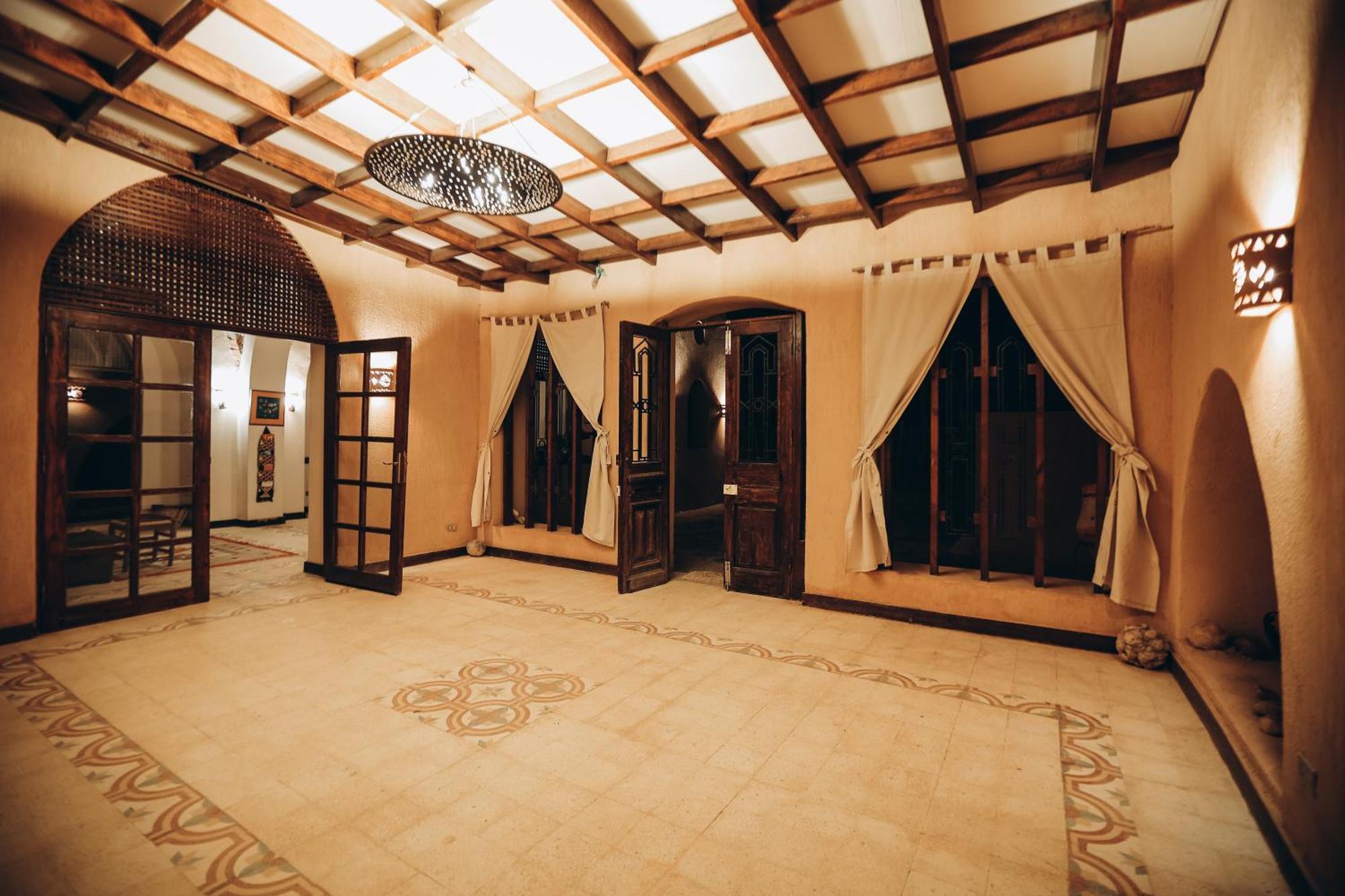 Вілла Tzila Bahariya Bahariya Oasis Екстер'єр фото