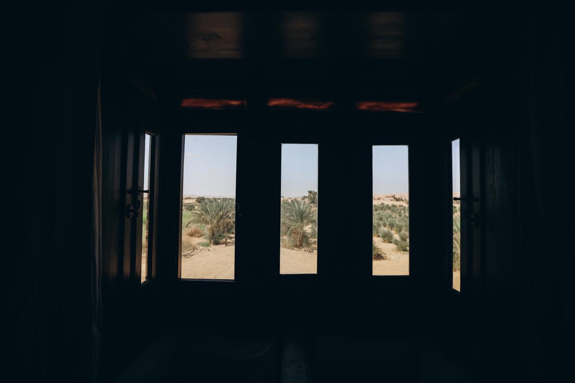 Вілла Tzila Bahariya Bahariya Oasis Екстер'єр фото